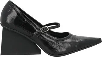 Ras Woman Pumps