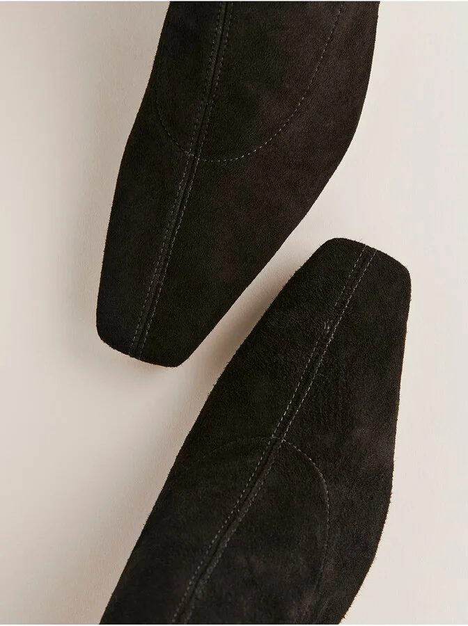 Raven Knee High Boot - Image 3