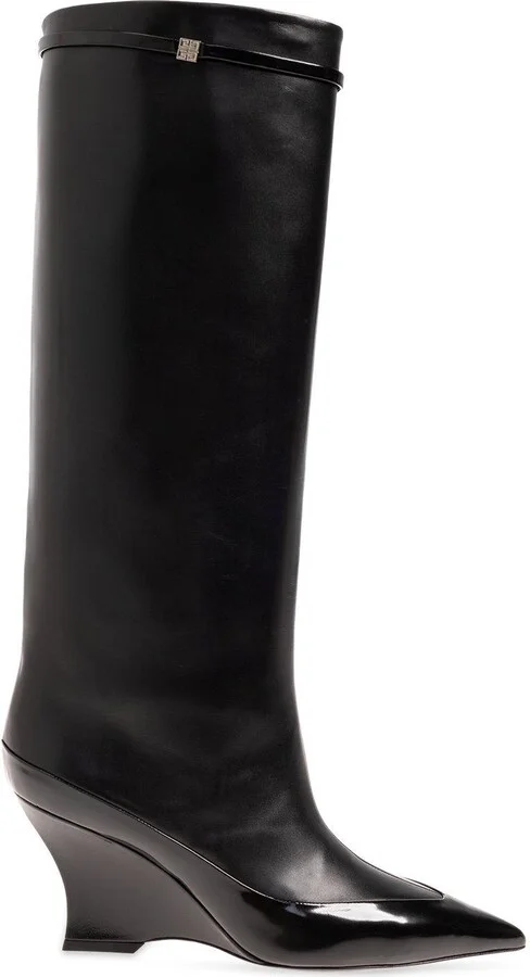 Raven Pointed-toe Boots