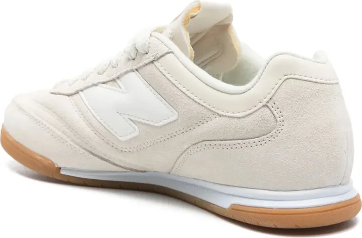 RC42 trainers - Image 3