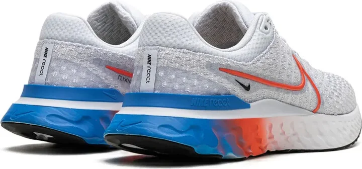 React Infinity Run FK 3 "Grey Bright Crimson" sneakers - Image 3