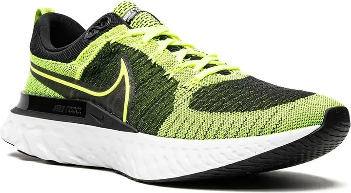 React Infinity Run Flyknit 2 "Volt" sneakers - Image 2