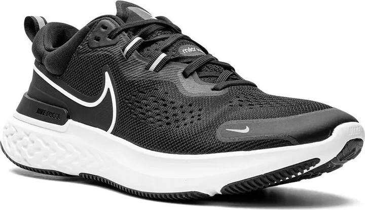React Miler 2 low-top sneakers - Image 2
