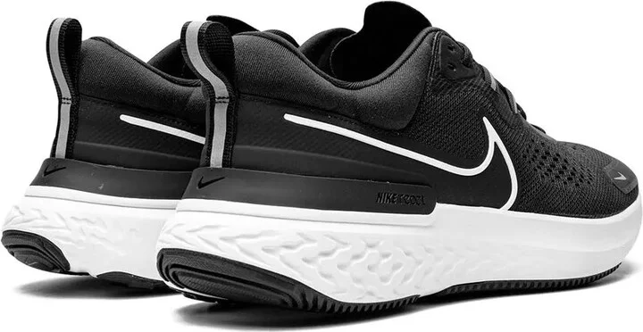 React Miler 2 low-top sneakers - Image 3
