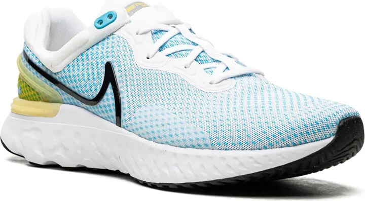 React Miler 3 low-top sneakers - Image 2