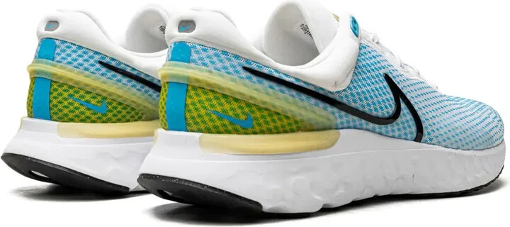 React Miler 3 low-top sneakers - Image 3