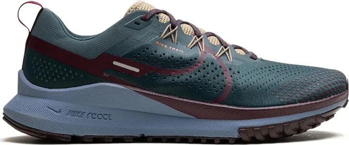 React Pegasus Trail 4 "Deep Jungle" sneakers