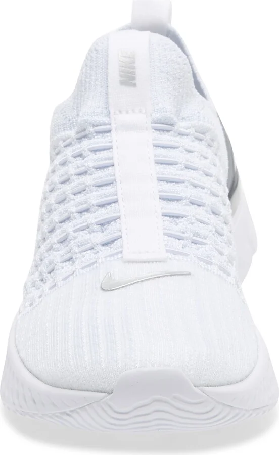 React Phantom Run Flyknit 2 Running Shoe - Image 4