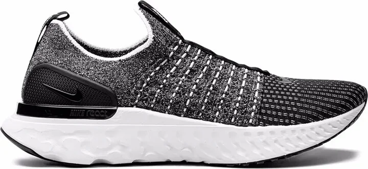 React Phantom Run Flyknit "Black/White" sneakers