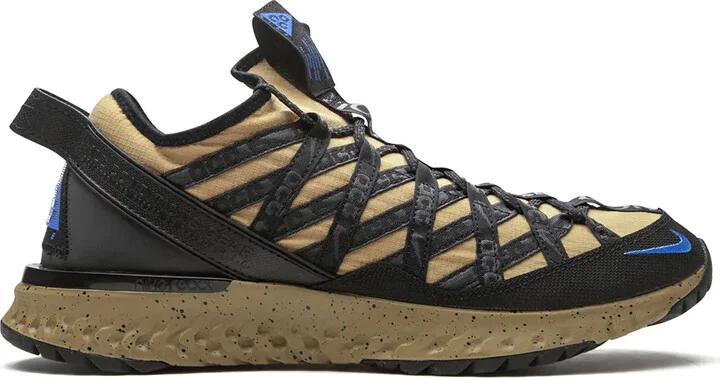 React Terra Gobe ACG sneakers