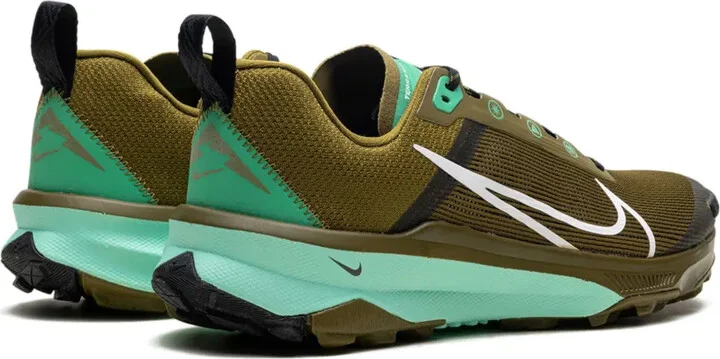 React Terra Kiger 9 sneakers - Image 3