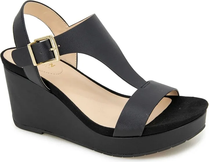 Reaction Kenneth Cole Card Wedge Sandal