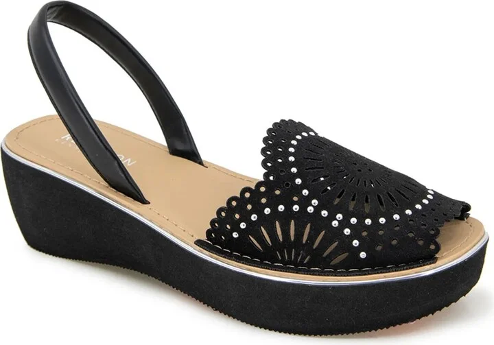 Reaction Kenneth Cole Fine Glass Wedge Sandal