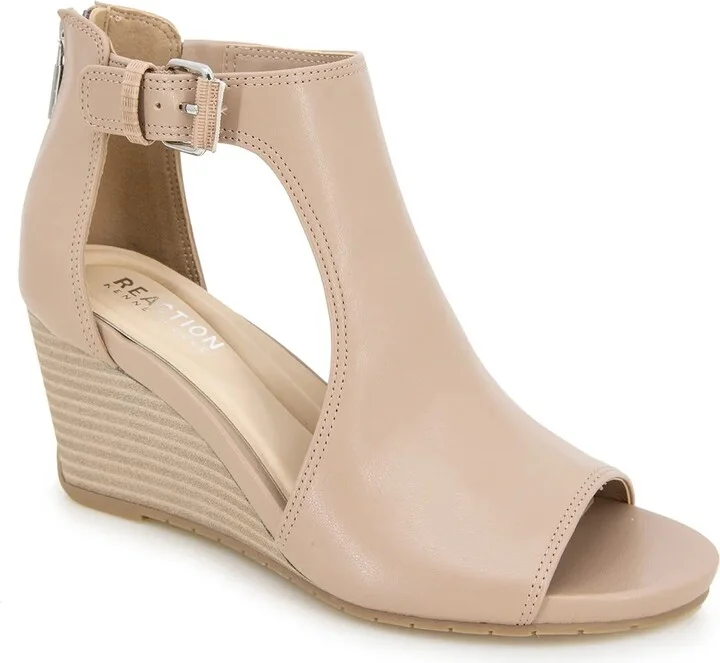 Reaction Kenneth Cole Gracie Wedge Sandal
