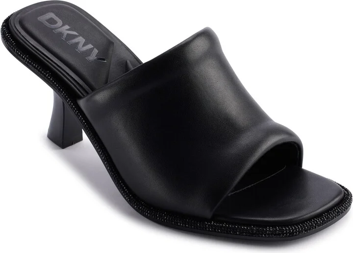 Reading Sandal