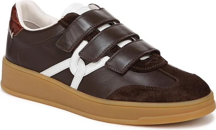 Reagan Sneaker