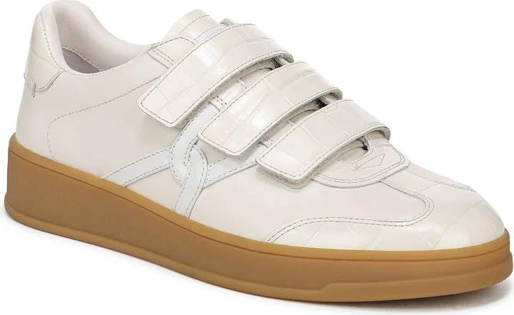 Reagan Sneaker
