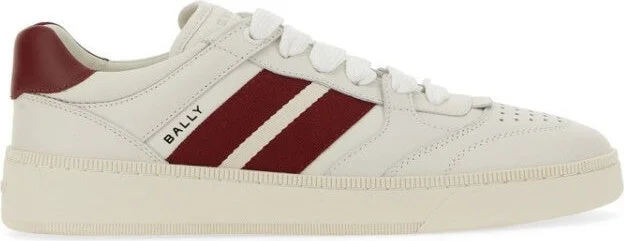 Rebby" Sneaker