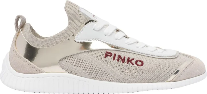 Reby Sneakers