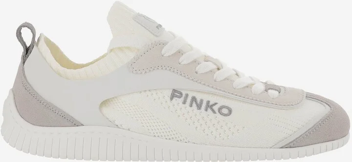 Reby Sneakers