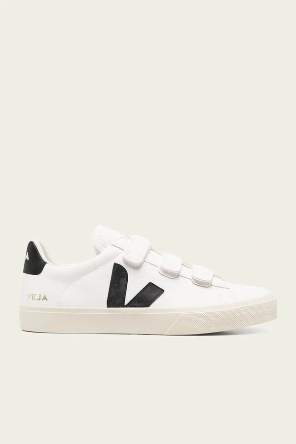 Recife Chromefree Leather Sneaker in White Black