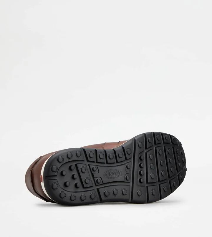 Red Dot Sneakers in Leather - Image 4