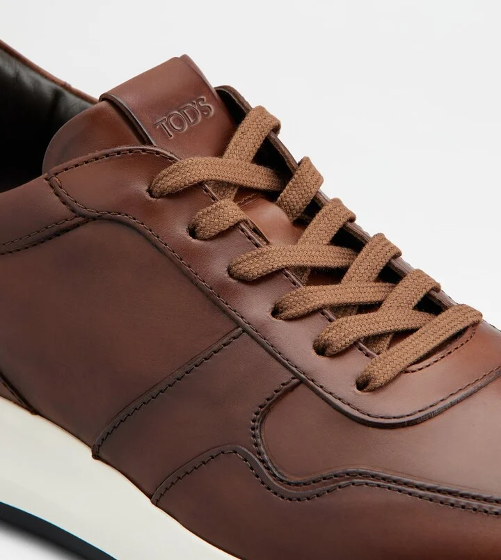 Red Dot Sneakers in Leather - Image 5