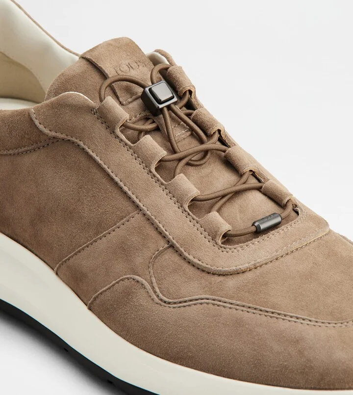 Red Dot Sneakers in Suede - Image 5
