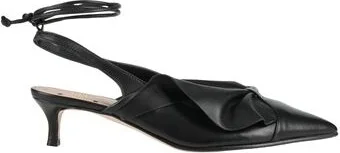 Red(v) Woman Pumps