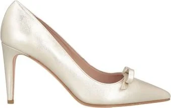 Red(v) Woman Pumps