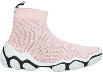 Red(v) Woman Sneakers
