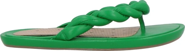 Red(v) Woman Thong sandal - Image 9