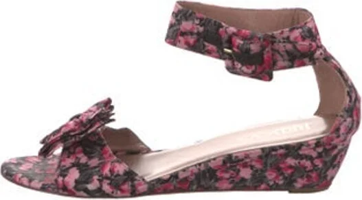 Red Valentino
