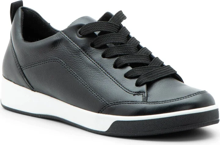 Redmond Sneaker