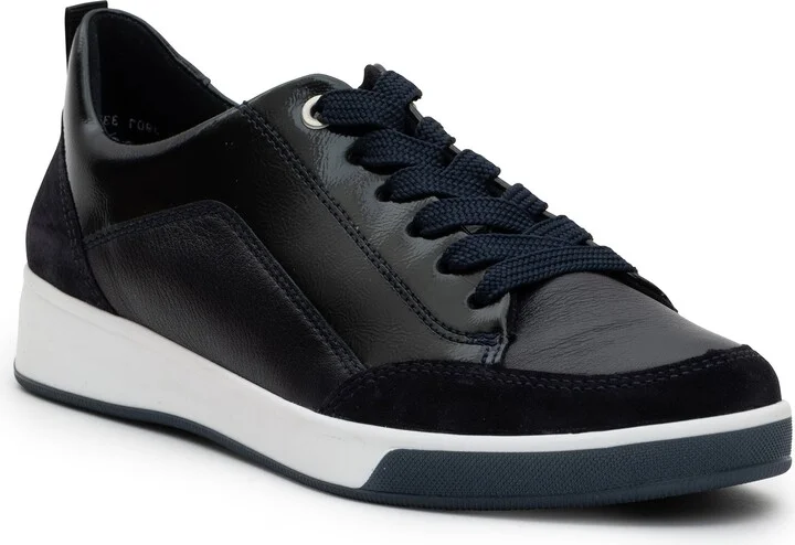 Redmond Sneaker