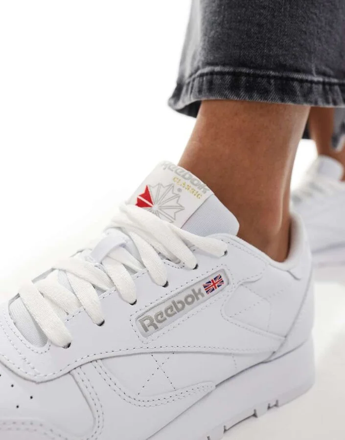 Reebok Classic Leather sneakers in white - Image 3