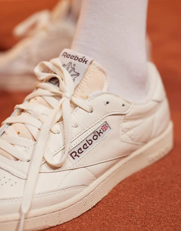 Reebok Club C 85 Vintage sneaker in off white - Image 2