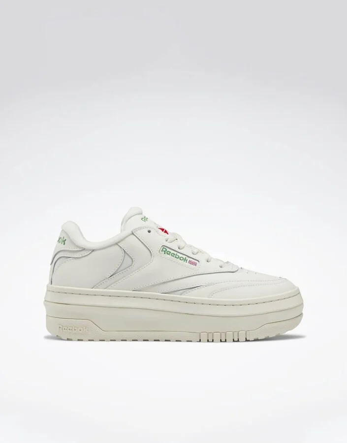 Reebok club C extra sneakers in chalk