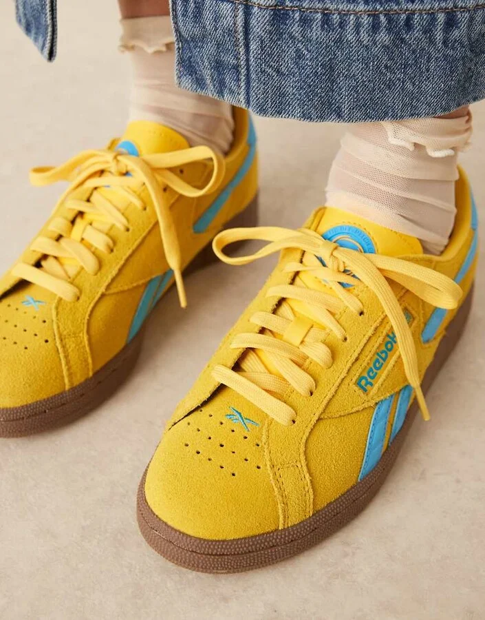 Reebok Club C Grounds UK sneakers in yellow and blue detail - Image 4