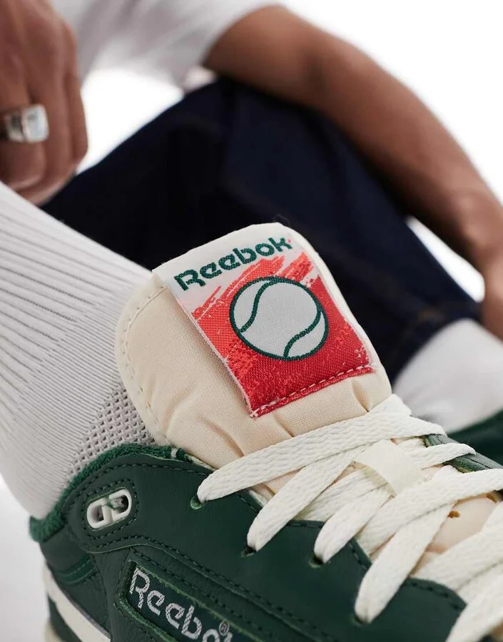 Reebok club c vintage revenge sneakers in green - Image 3