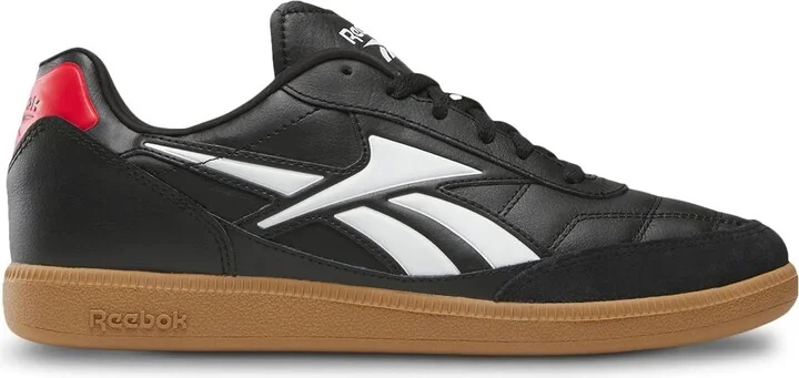 Reebok Finale Sneaker