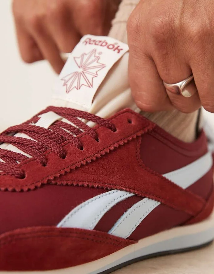 Reebok R400 sneakers in burgundy - Image 4