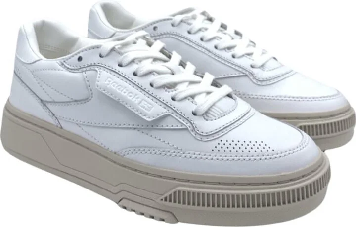 Reebok Snakers Shoes - Image 2