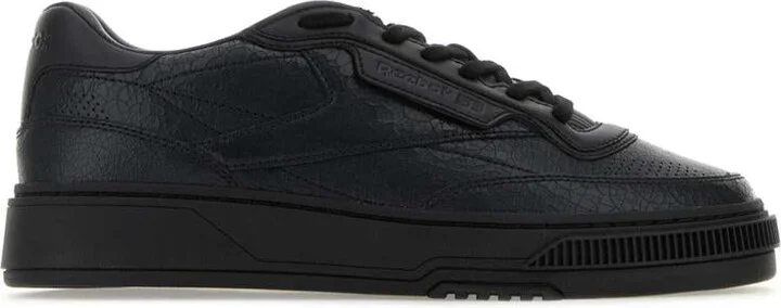 Reebok Sneakers