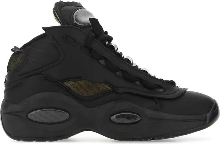 Reebok Sneakers