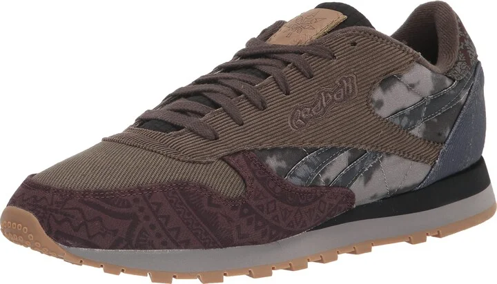 Reebok Unisex Classic Leather Sneaker