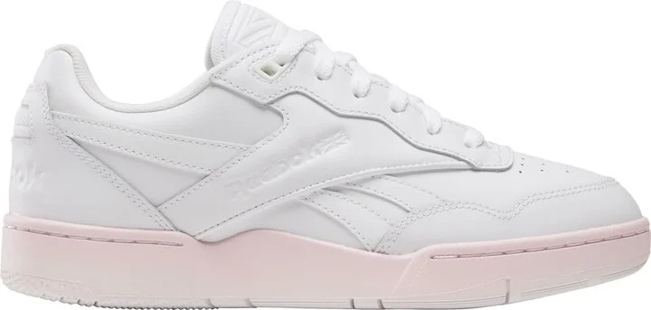 Reebok Women's BB 4000 II Sneaker