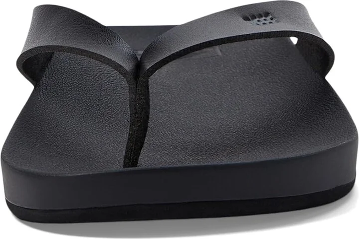 Reef Cushion Court Women's Sandals Black : 5 B - Medium, Synthetic - Image 3