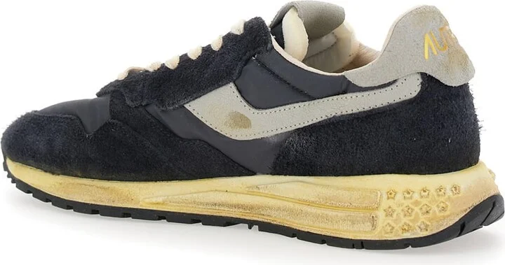 'reel Wind Super Vintage' Black Low Top Sneakers With Logo Detail And Vintage Effect In Suede Man - Image 3