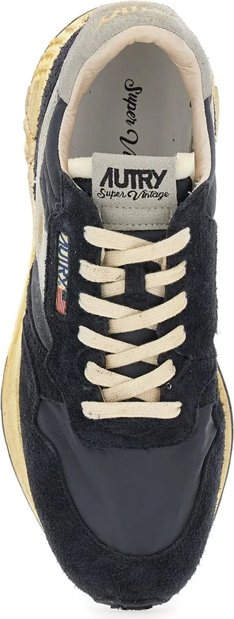 'reel Wind Super Vintage' Black Low Top Sneakers With Logo Detail And Vintage Effect In Suede Man - Image 4